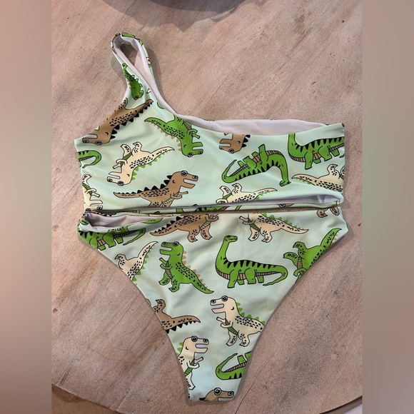🦖🦕’It’s Your Kid’s Birthday’ Dinosaur Party Bikini Set🦕🦖 - Picture 2 of 8